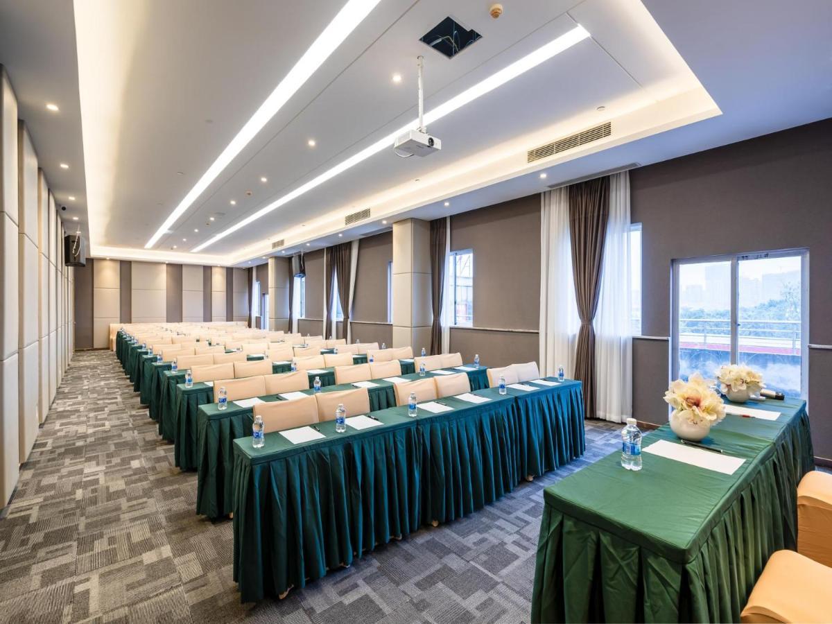 Lavande Hotel Luzhou Wanda Plaza Southwest Commercial City Exteriér fotografie