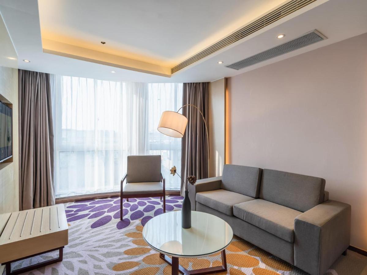 Lavande Hotel Luzhou Wanda Plaza Southwest Commercial City Exteriér fotografie